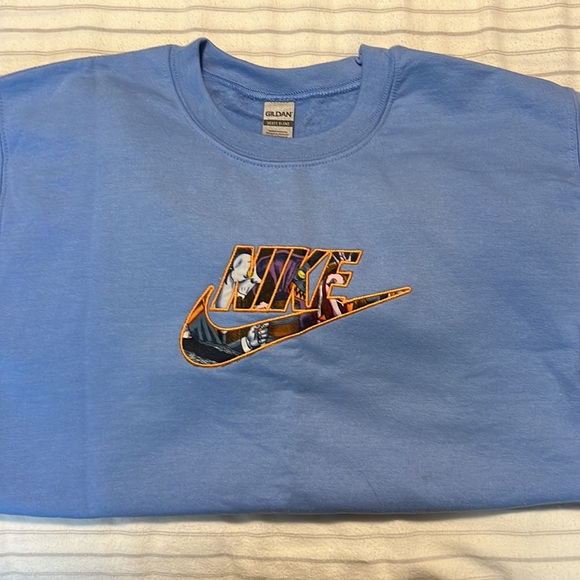 Embroidered Nike design light blue sweatshirt - Picture 1 of 3
